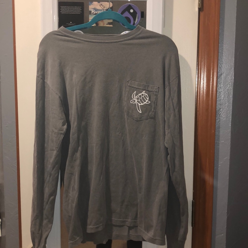 Long sleeve tee
